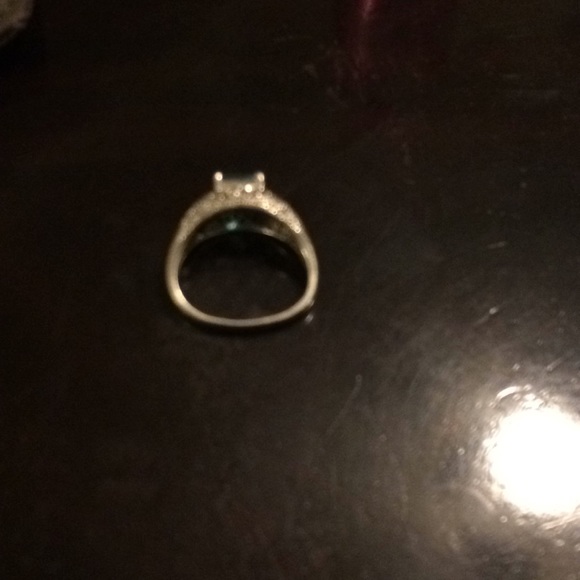 Blue ring - Picture 2 of 2